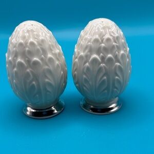 Lenox Woodleaf Egg/ Acorn Shaped Salt and Pepper Shakers